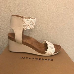 Lucky Brand Kierlo ankle strap wedges, cream